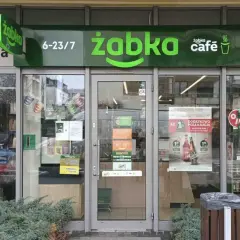 Ile się płaci za wynajem stanowiska fryzjerskiego w Polsce? Ceny i porady