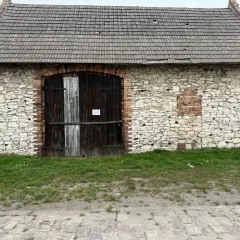 Ile kosztuje wynajem stodoły? Sprawdź ceny i ukryte koszty