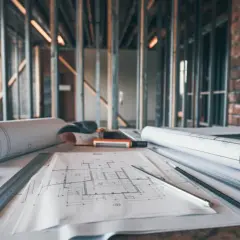 Kto wykonuje inwentaryzację budynku? Sprawdź wymagane uprawnienia