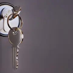 Ile bierze agencja za wynajem mieszkania? Sprawdź ukryte koszty!