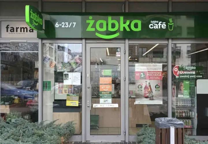 Ile się płaci za wynajem stanowiska fryzjerskiego w Polsce? Ceny i porady