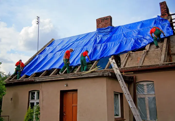 Czy ocieplenie budynku wymaga zgłoszenia? Uniknij kosztownych błędów
