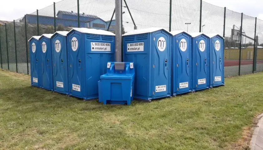 Ile kosztuje wynajem toitoi? Sprawdź, co wpływa na ceny!