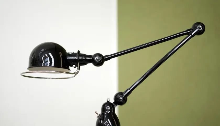 Dlaczego warto zaprosić ikony do swojego wnętrza? - Design, który nie gaśnie