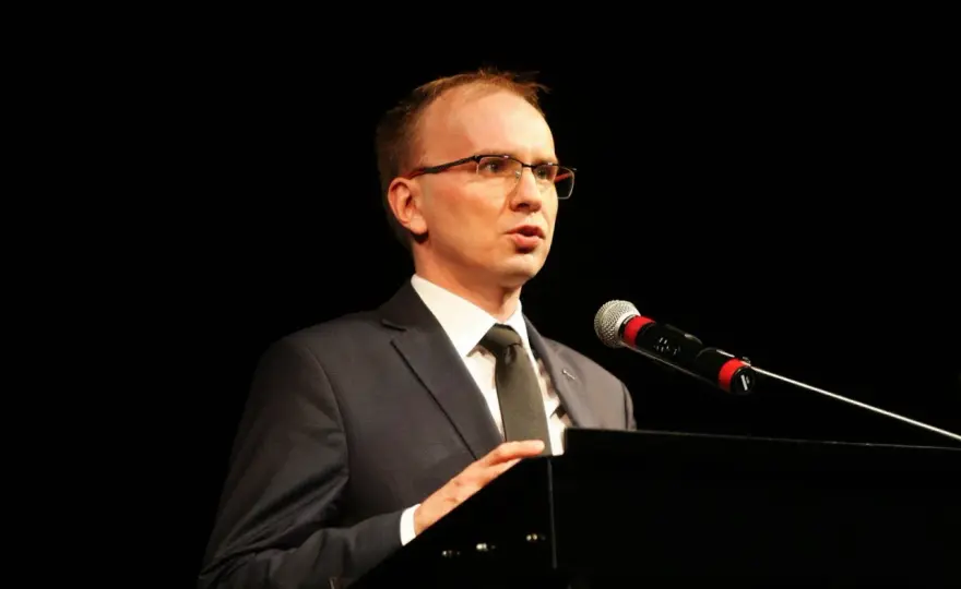 Ile zarabia przewodniczący rady osiedla? Zaskakujące fakty o wynagrodzeniu