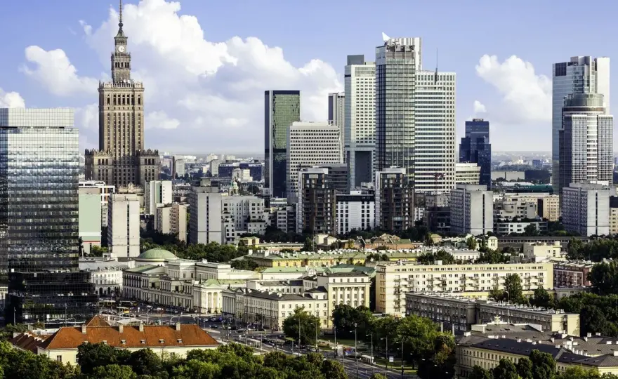 Ile metrów ma najwyższy budynek w Polsce? Zaskakujące fakty o Varso Tower
