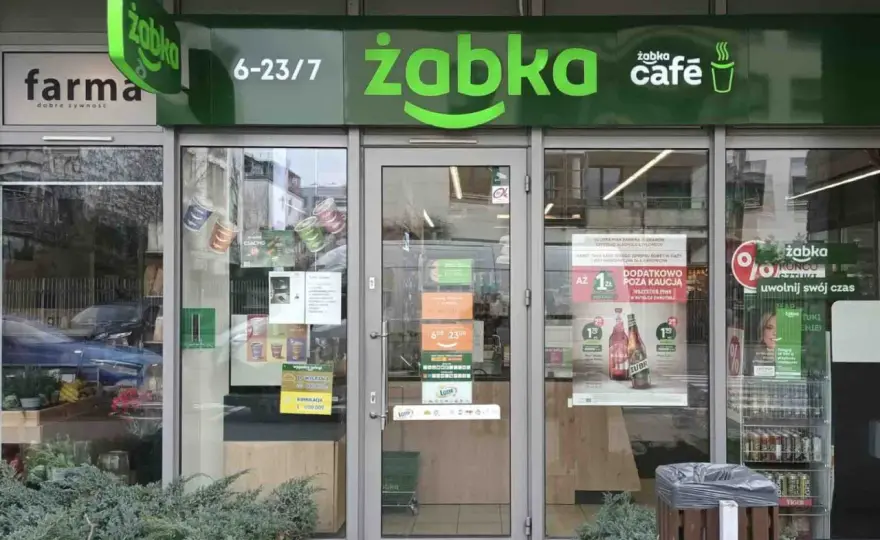 Ile się płaci za wynajem stanowiska fryzjerskiego w Polsce? Ceny i porady