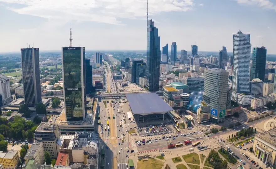 Ile pięter ma najwyższy budynek w Warszawie? Zaskakujące fakty o Varso Tower