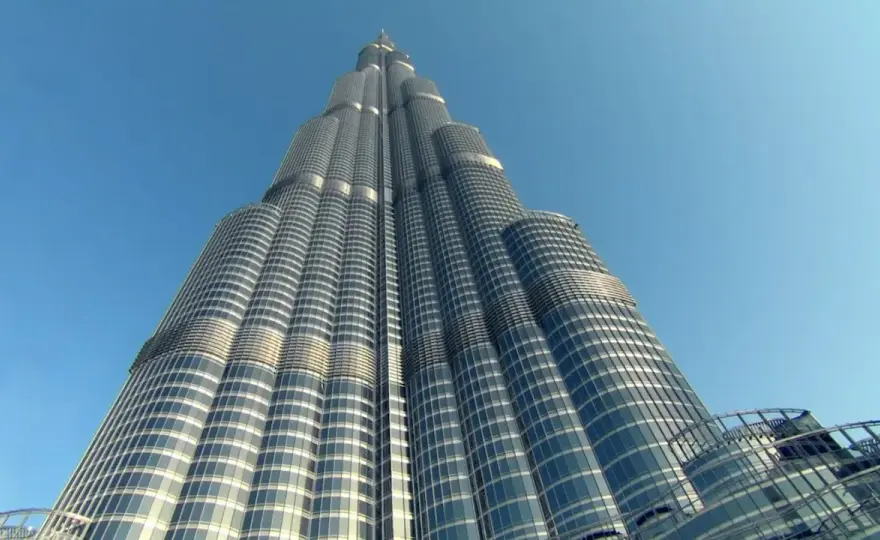 Najwyższy budynek świata ile ma metrów? Zaskakujące fakty o Burj Khalifa