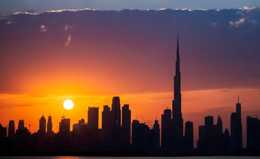 Ile ma najwyższy budynek świata? Zaskakujące fakty o Burj Khalifa