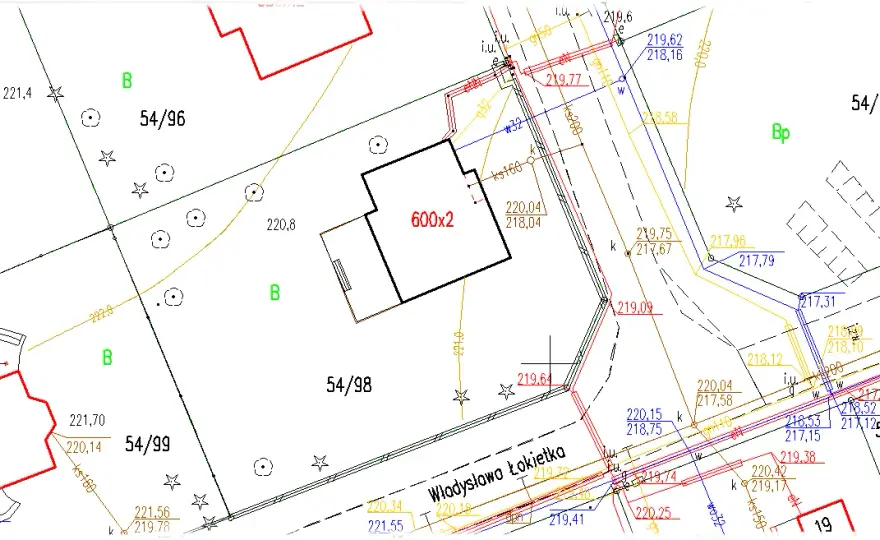 Co potrzebuje geodeta do wytyczenia budynku? Kluczowe dokumenty i informacje