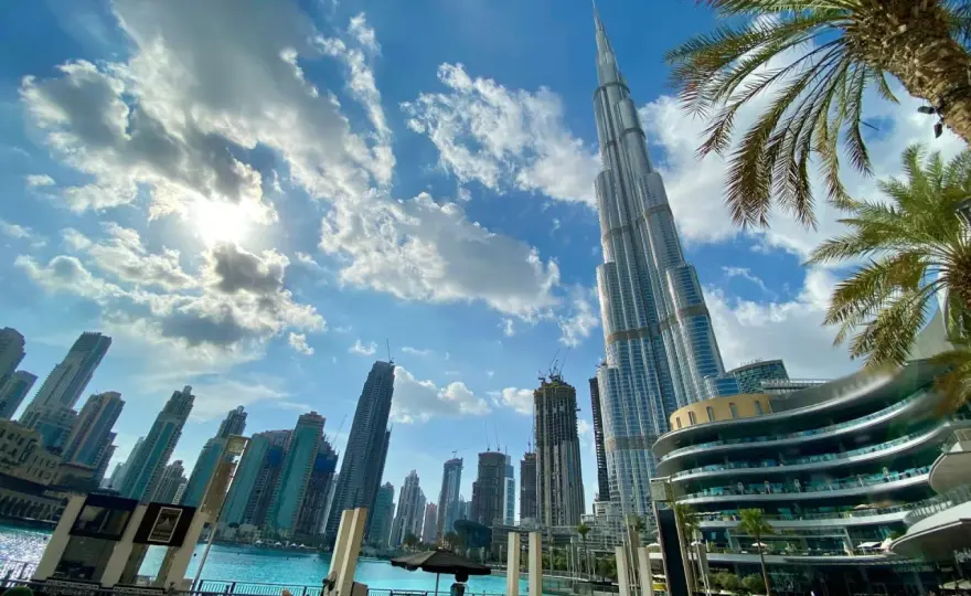 Gdzie jest Burj Khalifa? Adres, dojazd i praktyczne wskazówki
