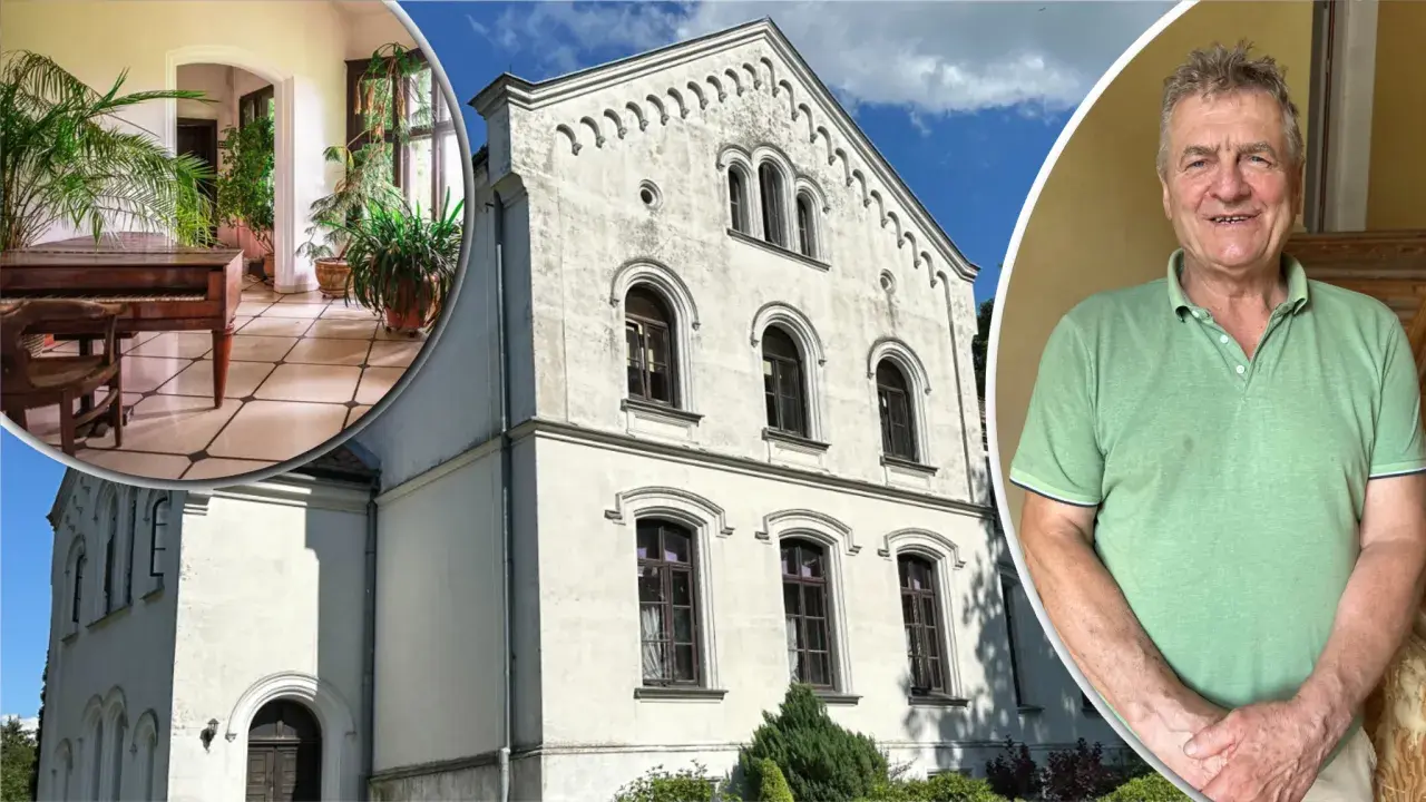 Mężczyzna przed zabytkowym budynkiem, który ma co najmniej 100 lat. Wnętrze z pianinem i roślinami.